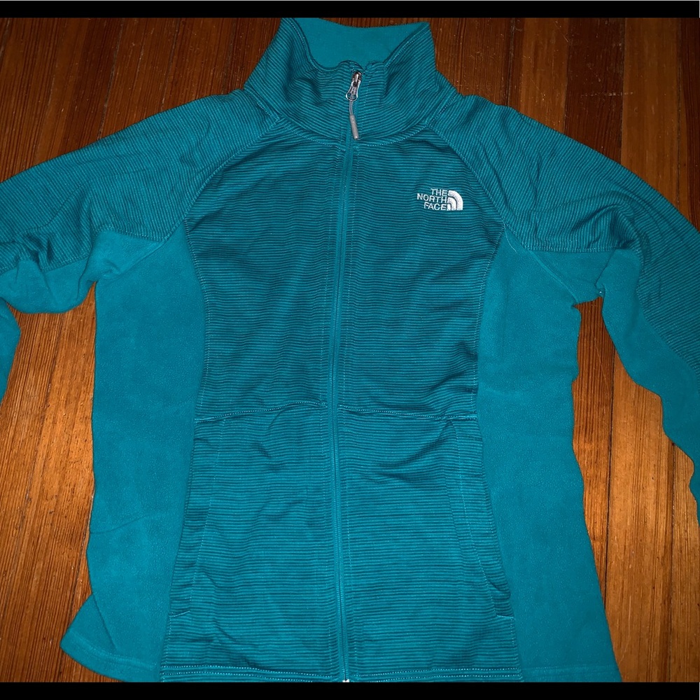 The North Face women’s Fleece !!